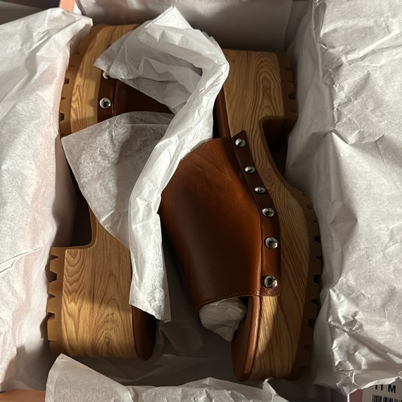 LISA VICKY Victor Platform Sandal Chestnut Stud Base Wooden Clog Mule - Picture 2 of 4